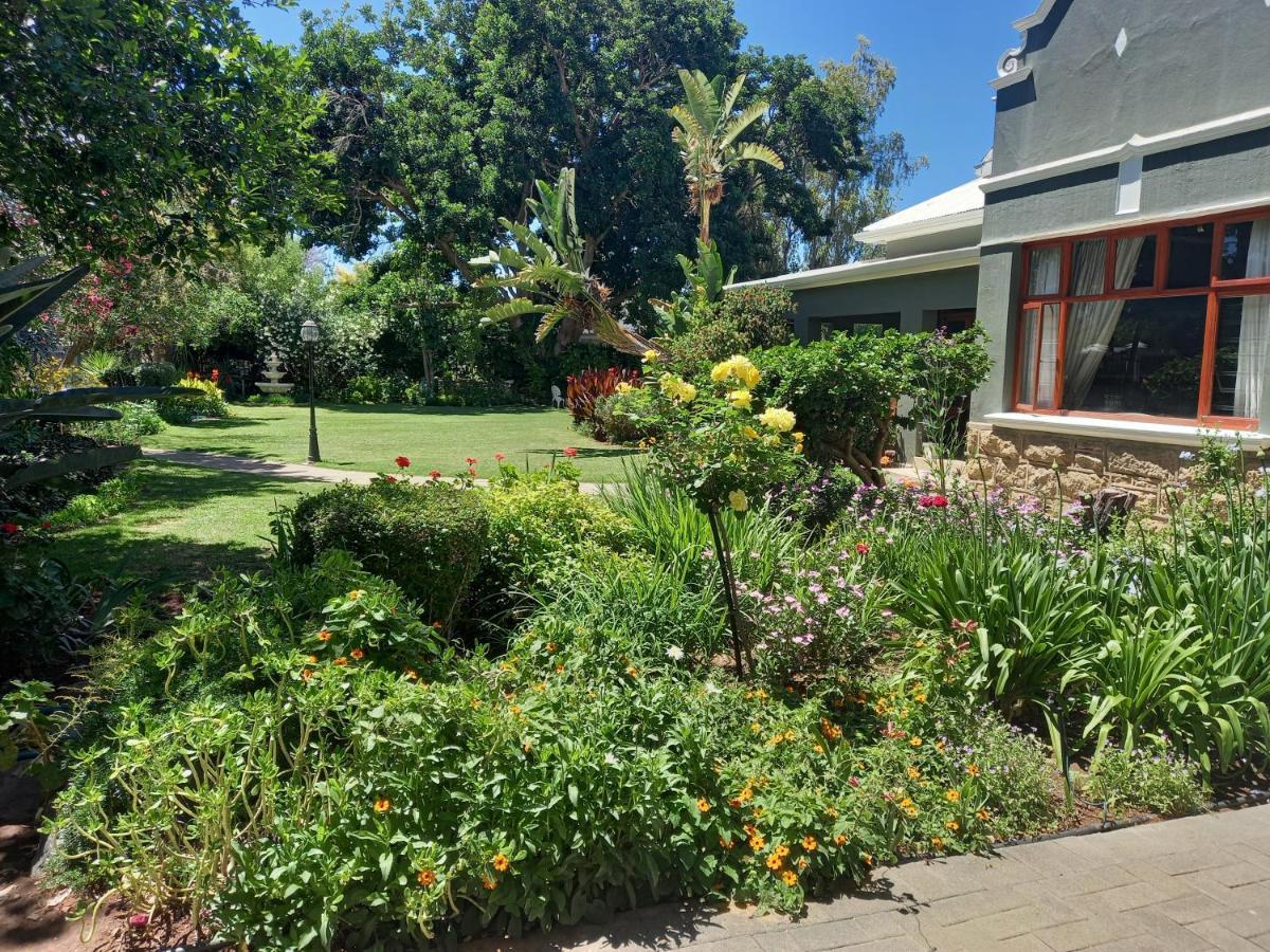La Pension Guest House Oudtshoorn Eksteriør billede